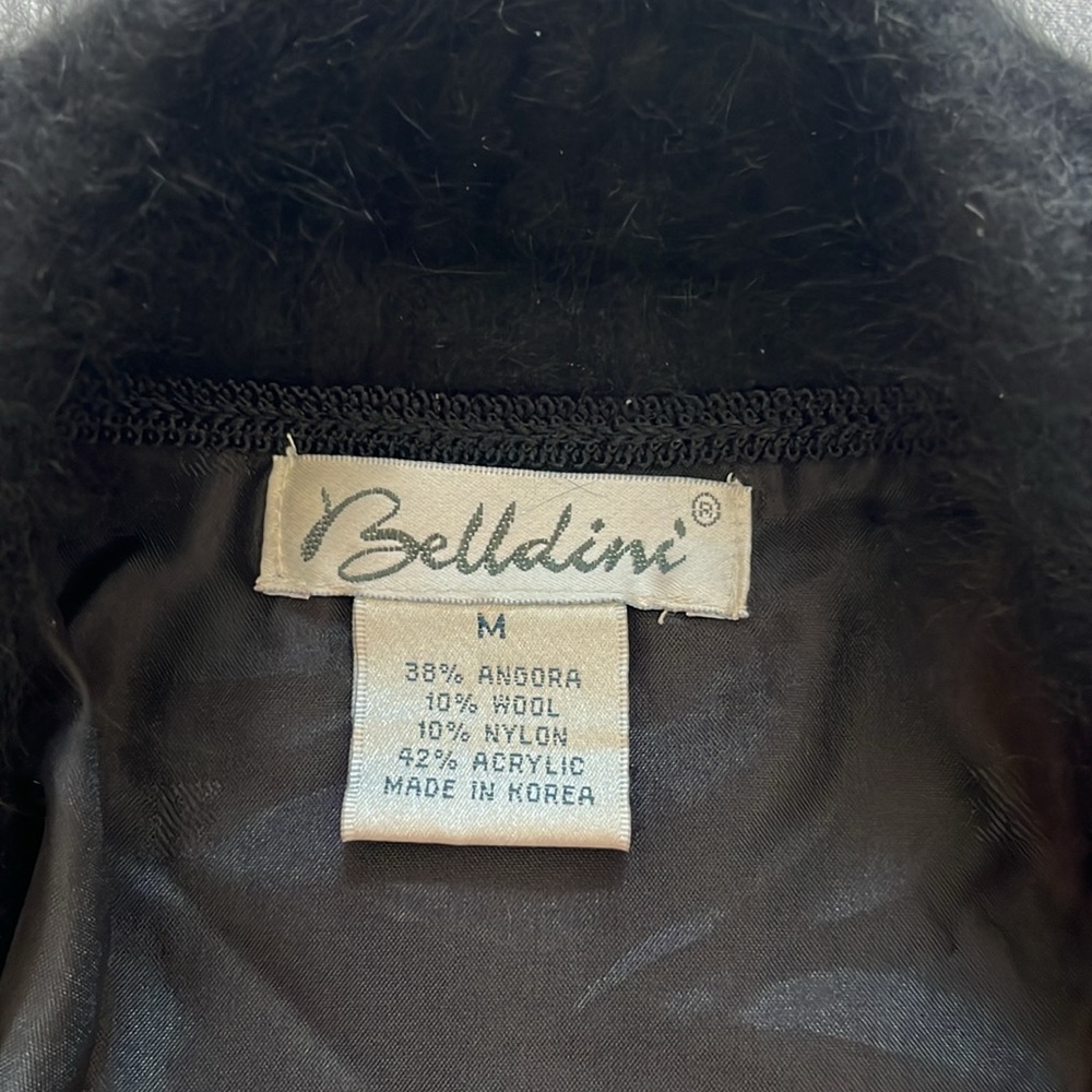 Stunning angora jacket with mink inserts set in front of jacket. Zippered & warm - Picture 3 of 8